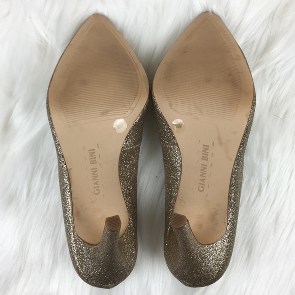 Gianni Bini Gold Glitter 4” Heels - Picture 5 of 5